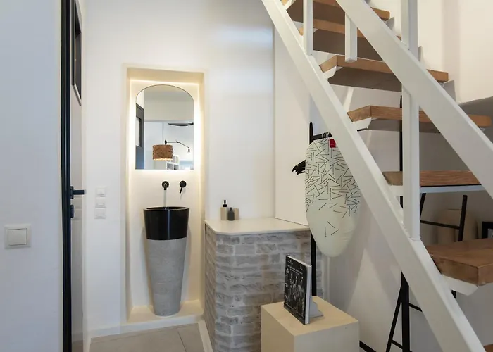 Silven By Silvernoses, Little Venice, Mykonos Town * Mykonos Town