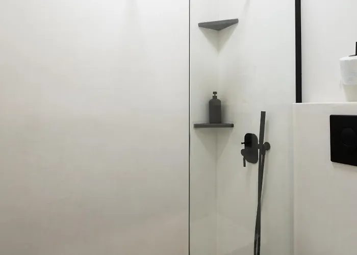 Silven By Silvernoses, Little Venice,